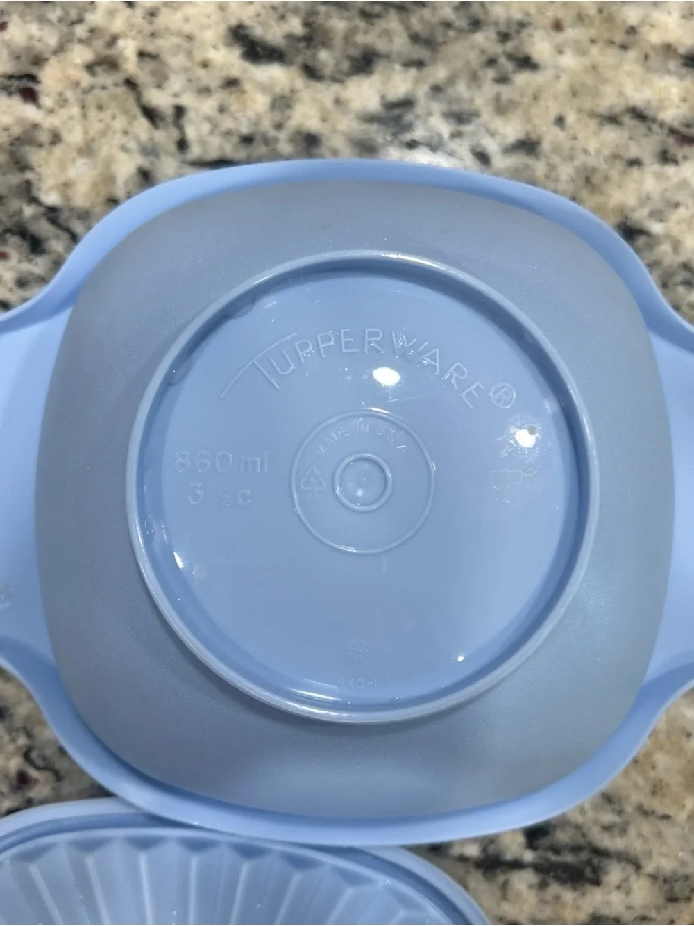 Tupperware Servalier 3 1/2 Cup  Square Bowl With Lid Light Pastel Blue